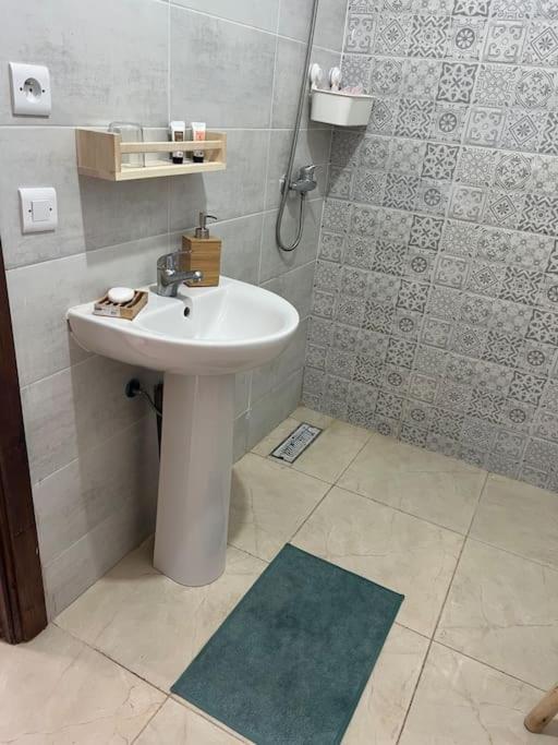 Emplacement Ideal : Appartement Lumineux El Jadida Luaran gambar